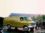 Dodge B200 Tradesman Maxivan 1976 года